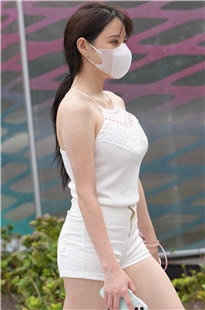 【上海时装周】紧致白热裤3A5131[1.61G]