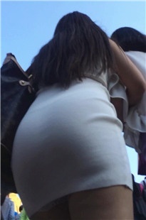 两个极品包臀短裙美女[147M/MP4]