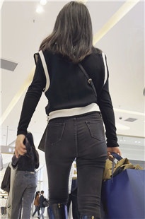 年青妹子身材严重变形JS422[3.19G]