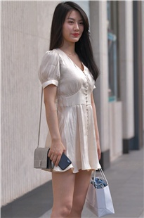 美腿小姐姐来逛街了3A2881[388M]