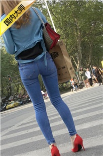 4K高清视频！极品风sao红高跟紧牛大美女第二季[MP4/1GB]