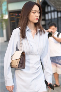 美腿美足小姐姐3A4784[2.9G]