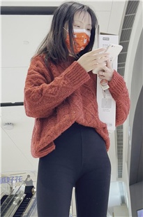 紧身黑裤透内痕小姐姐JS337[1.63G]