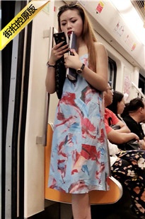 4K-街拍美女小姐姐[1.15G/MP4]