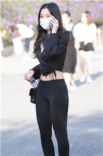 黑色紧身裤美女3A3818[1.59G]