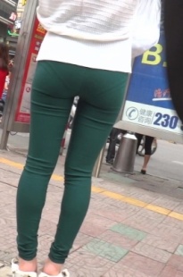 极品绿色紧身裤小妈妈[403M/MTS]