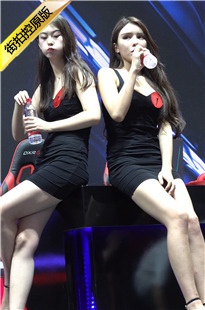 4K-2018CJ黑色连衣裙showgirl美女[1.65G/MP4]