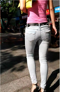 细高跟牛仔裤MM [109M/MP4]