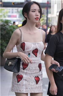 性感大长腿小姐姐3A3032[1.08G]