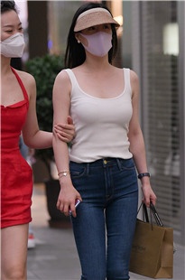 暴风雨前的紧牛MJ1015[1.25G]