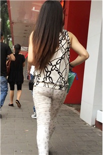 性感紧身布裤MM[245M/MOV]