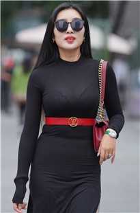 韵味凹凸有致的性感美女MJ2193