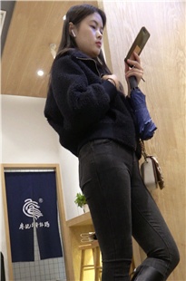 黑牛仔饱满大翘屯长发小姐姐JS315[5.22G]