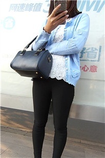 清早上班的黑紧肥腿妹子[171M/MP4]