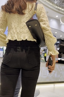 气质紧身牛仔裤小姐姐KL126[1.22G]