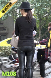 4K-黑色紧绷皮裤美眉M108[944M]