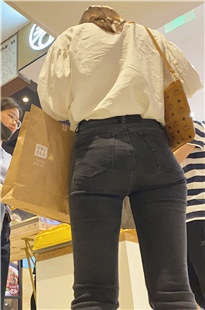 性感黑紧牛仔金三角小姐姐JS427[3.87G]