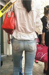 超极品宽臀蓝紧牛美MM战斗力强第一季[751M/MOV]