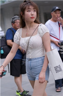 蓝色紧致热裤MJ2592[730M]