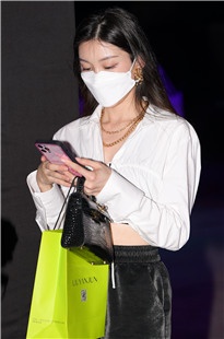 美腿美足小仙女【套图+视频】3A7203[3.52G]