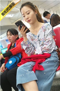 4K-蓝色牛仔长裙漂亮极品美眉[714M/MP4]