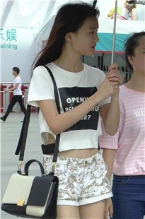 清纯美眉活力四射[80M/MP4]