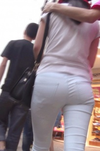 迷人的牛仔裤美臀MM [188M/MTS]