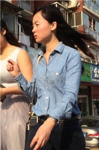 性感宽紧臀大黑牛[221M/MOV]