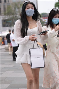 白皙美腿女生3A5411[1.84G]