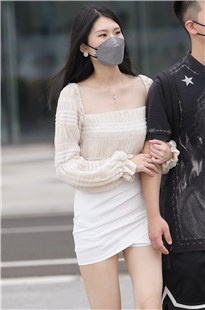 白皙美腿女友3A4287[2.92G]