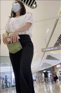 很有气质的紧身西裤小少妇KL047[682M]